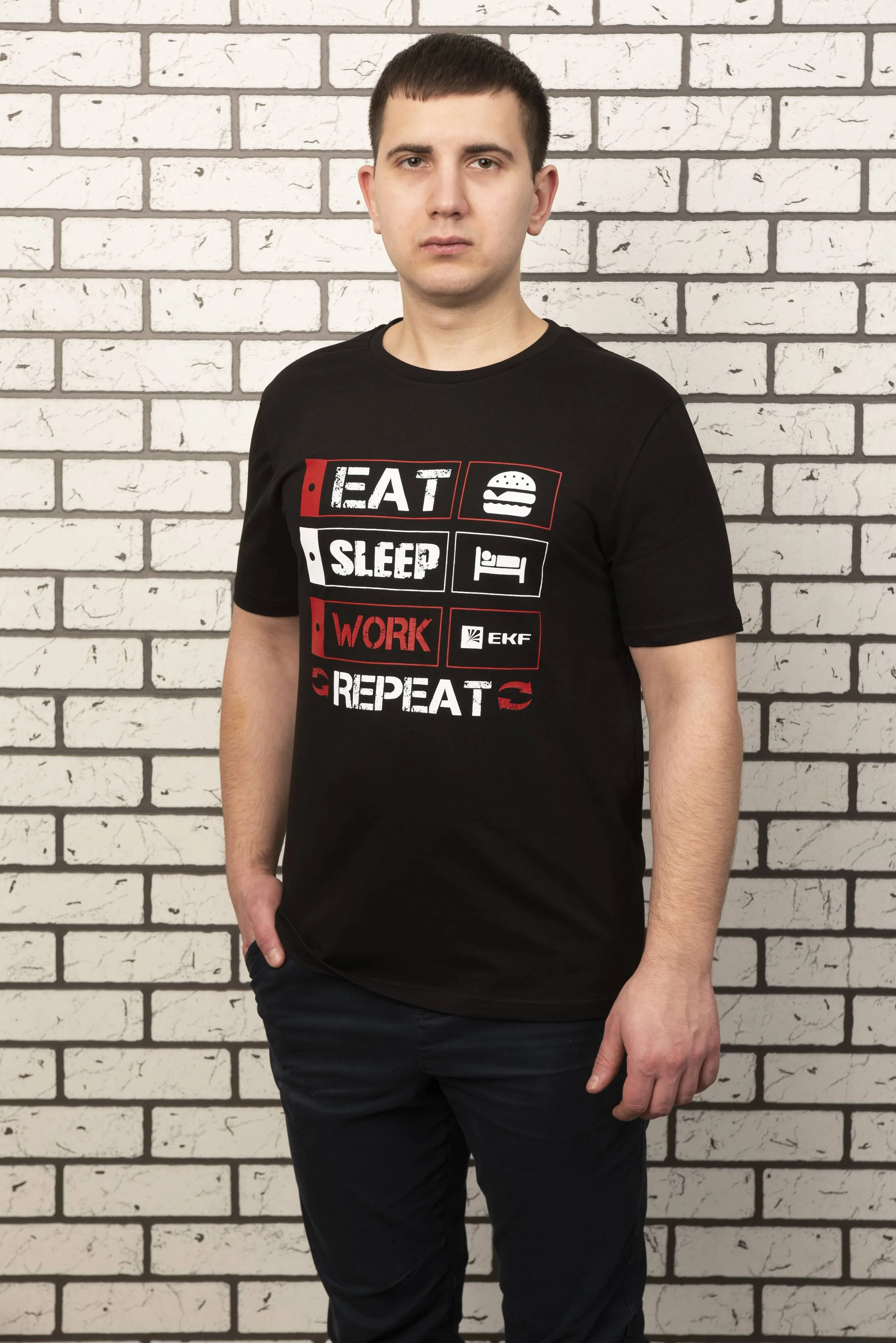 Футболка черная EAT, SLEEP, WORK XL Футболка черная EAT, SLEEP, WORK XL