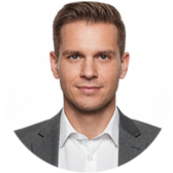 Евгений Попов